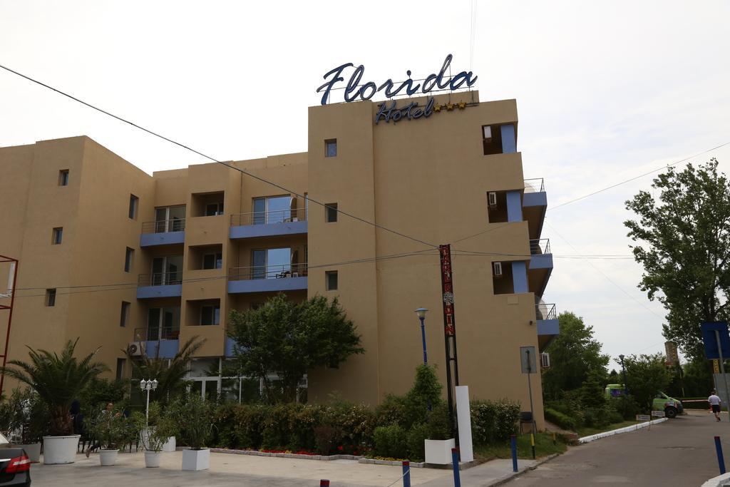 Hotel Florida ママイア エクステリア 写真